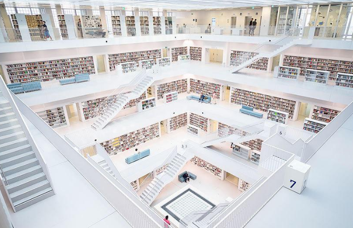 高校圖書館發(fā)展趨勢(shì)簡(jiǎn)介