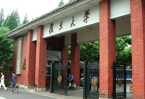 大學(xué)校園的秩序維持要靠自律