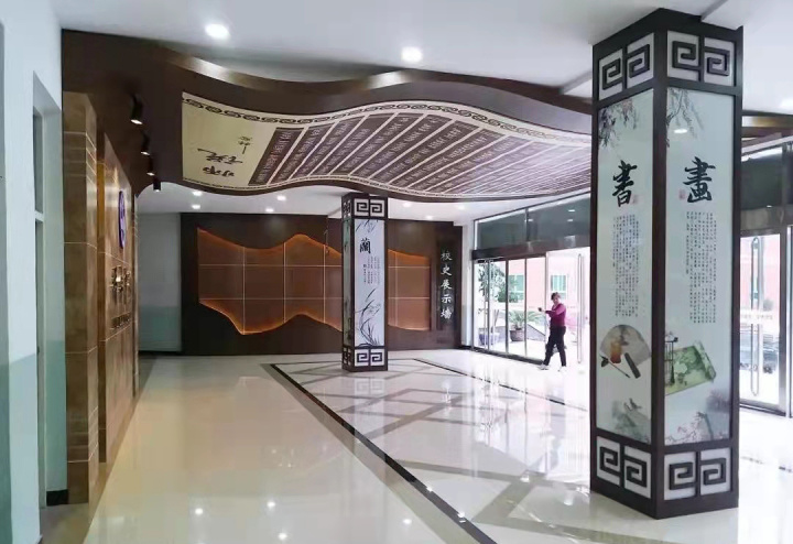 原來(lái)校園大廳是這樣的設(shè)計(jì)的！