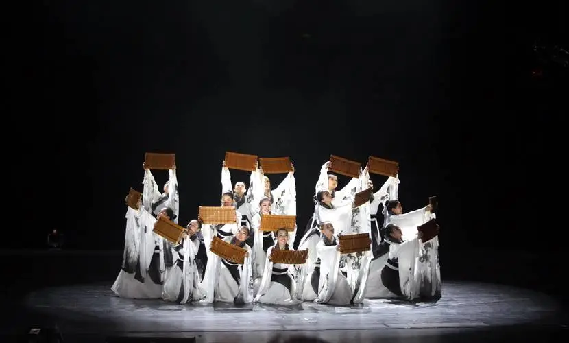 校園文化設(shè)計融入了學(xué)校文化建設(shè)的各個方面