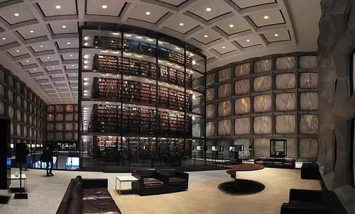 高校校園文化建設(shè)的理性